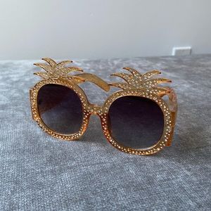 Pineapple sunglasses to brighten your day!